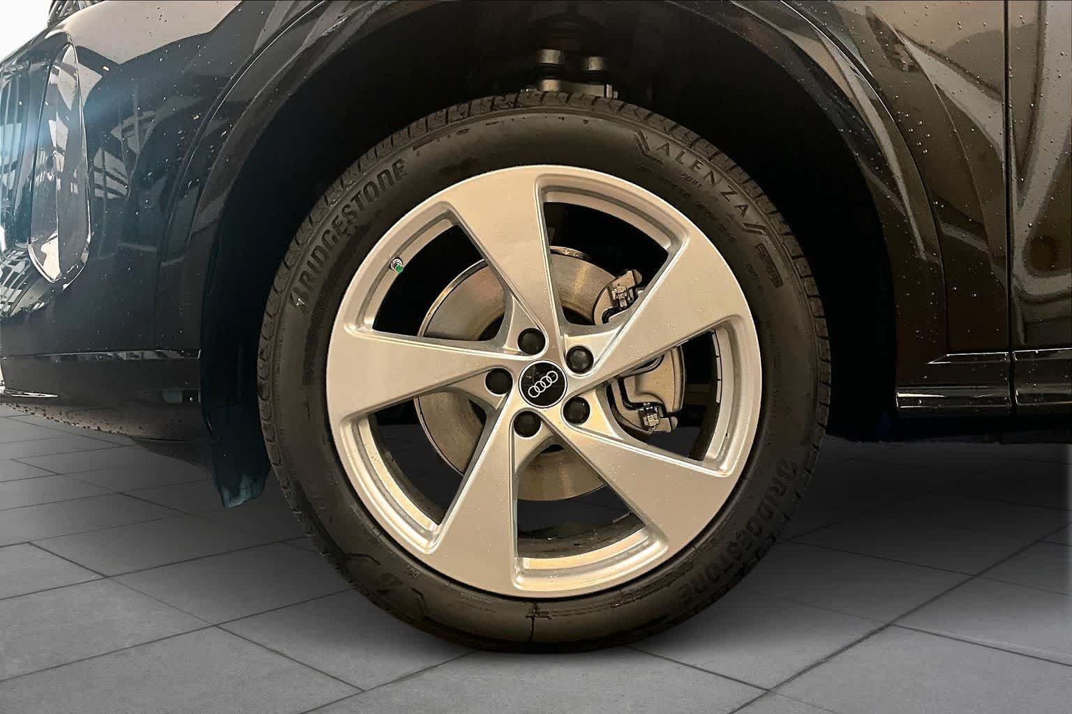 New 2025 Audi Q5 Premium Plus AWD/4WD image 11
