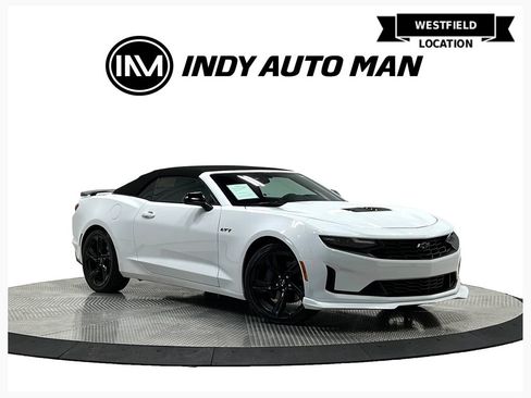 Used 2021 Chevrolet Camaro LT RWD image 1