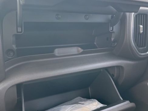 Used 2019 GMC Sierra 1500 SLT image 25