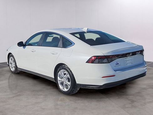 Certified 2025 Honda Accord LX image 6