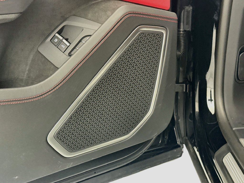 Used 2026 Lamborghini Urus SE AWD/4WD image 19