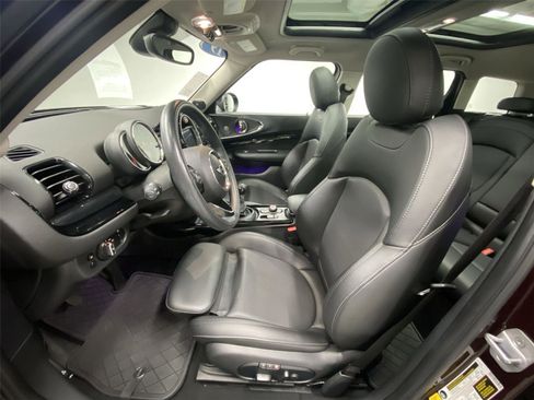 Used 2019 MINI Cooper Clubman S w/ Storage Package image 17