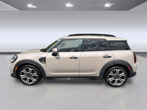 Used 2022 MINI Cooper Countryman S FWD image 2