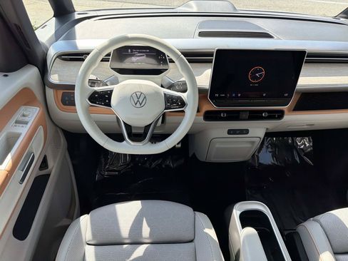 Certified 2025 Volkswagen ID. Buzz 1st Edition RWD image 8