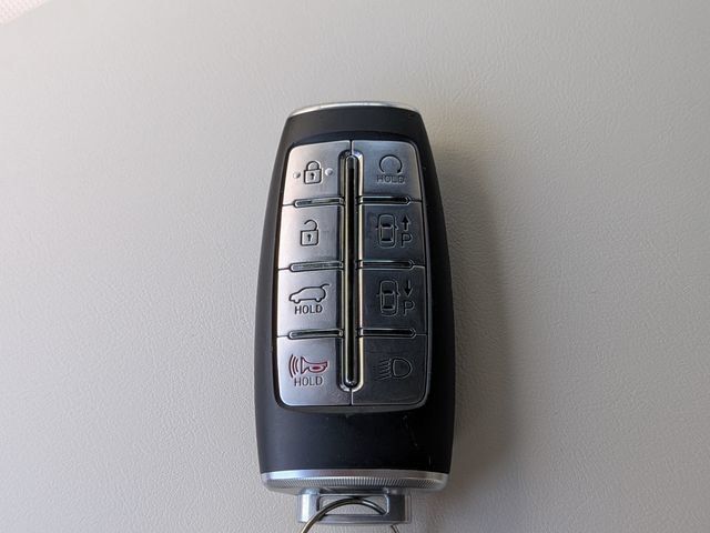 Used 2025 Genesis Electrified GV70 w/ Prestige Package AWD/4WD image 33