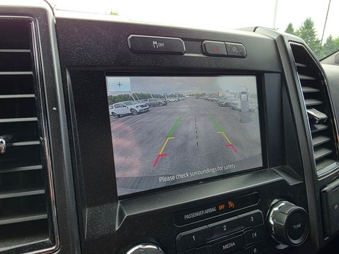 Used 2020 Ford F150 XLT w/ Equipment Group 302A Luxury AWD/4WD image 15