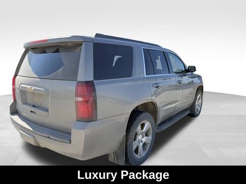 Used 2017 Chevrolet Tahoe LT w/ Luxury Package AWD/4WD image 7