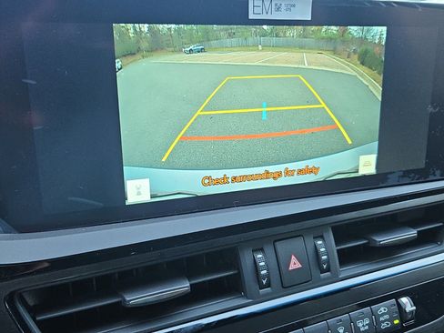 New 2025 Lexus ES 350 w/ Premium Package image 11