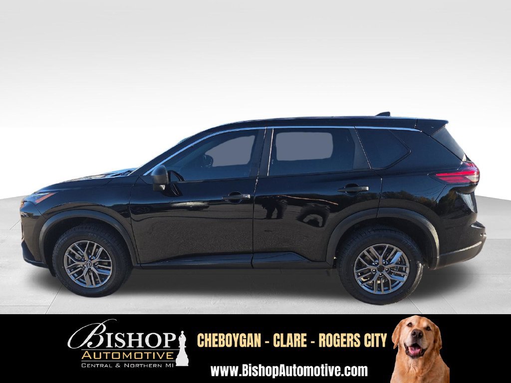 Used 2024 Nissan Rogue S AWD/4WD image 8
