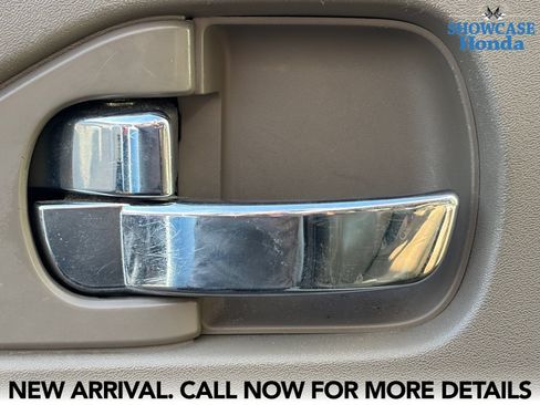 Used 2008 Nissan Pathfinder SE w/ Leather Pkg RWD image 9