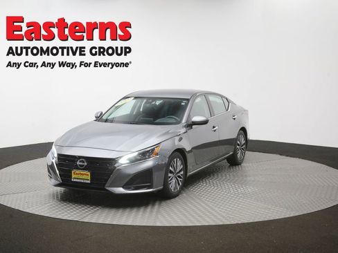Used 2023 Nissan Altima 2.5 SV FWD image 53