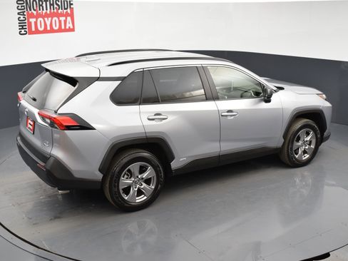Used 2025 Toyota RAV4 LE image 19