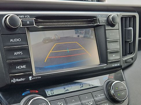 Used 2018 Toyota RAV4 XLE w/ Plus Extra Value Package FWD image 20
