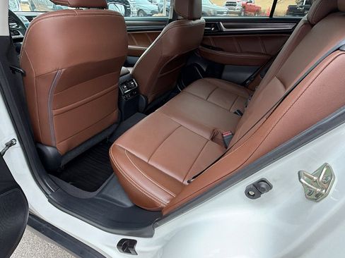 Used 2017 Subaru Outback 2.5i Touring image 24