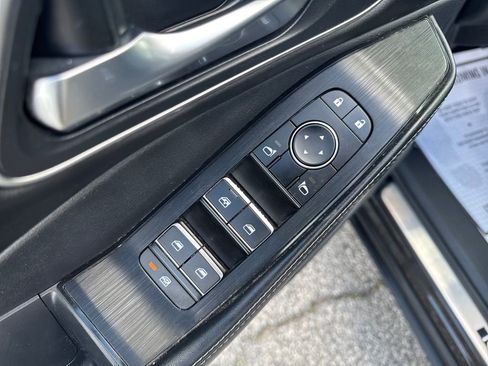 Used 2023 Nissan Rogue Platinum w/ Platinum Premium Package AWD/4WD image 12