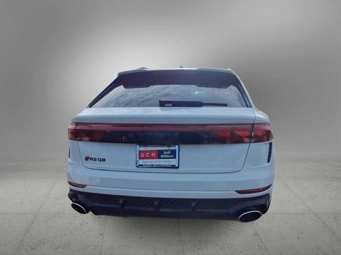 New 2025 Audi RS Q8 performance image 7