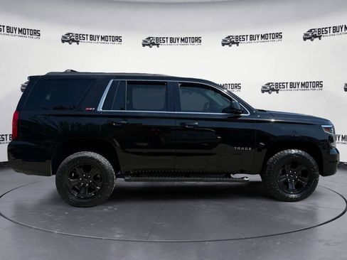 Used 2017 Chevrolet Tahoe LT w/ Z71 Midnight Edition image 10