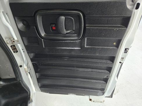 Used 2019 Chevrolet Express 3500 w/ Driver Convenience Package image 12