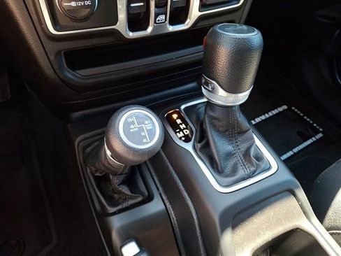 Used 2023 Jeep Wrangler Unlimited w/ 8.4" Radio Group AWD/4WD image 18