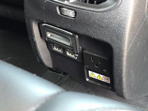 Used 2020 Jeep Cherokee Limited AWD/4WD image 19