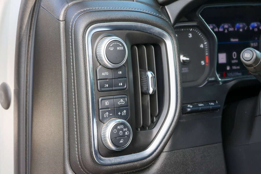 Used 2021 GMC Sierra 2500 Denali w/ Denali Ultimate Package AWD/4WD image 14