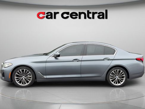 Used 2021 BMW 530i xDrive w/ Convenience Package AWD/4WD image 2