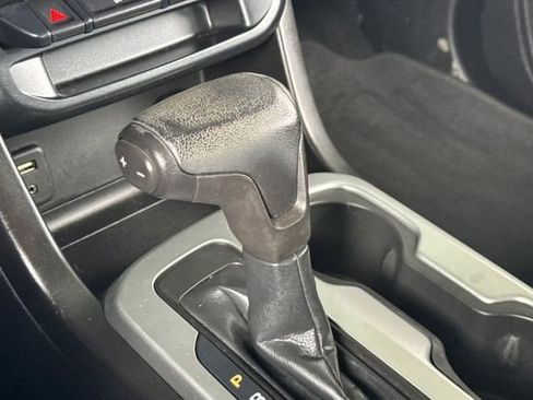 Used 2018 Chevrolet Colorado LT w/ LT Convenience Package RWD image 32