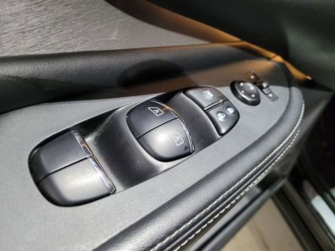 Used 2020 Nissan Murano SL image 47