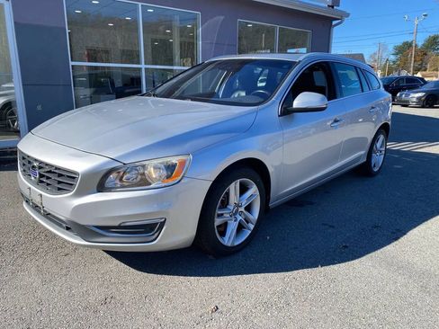 Used 2015 Volvo V60 T5 Premier AWD/4WD image 1