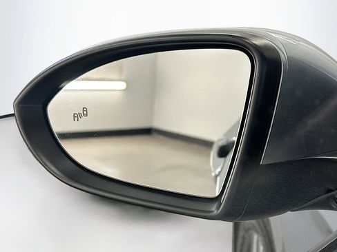 Used 2024 Volkswagen Jetta SE image 16