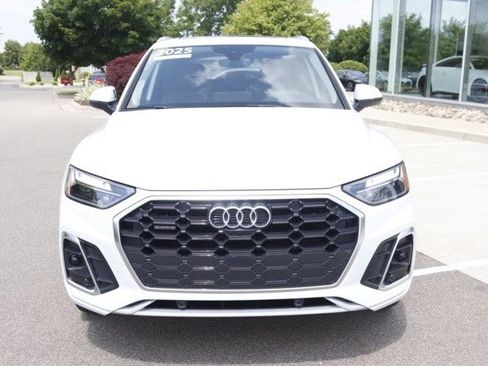 Used 2025 Audi Q5 2.0T Premium Plus image 10