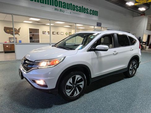 Used 2016 Honda CR-V Touring image 2