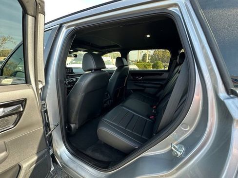 Used 2024 Honda CR-V Sport Touring image 18