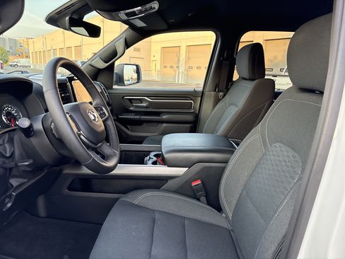 Used 2025 RAM 1500 Big Horn AWD/4WD image 18