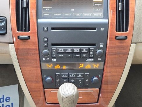 Used 2006 Cadillac STS V8 w/ Preferred Equipment Group image 19
