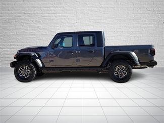 New 2026 Jeep Gladiator Mojave video 2