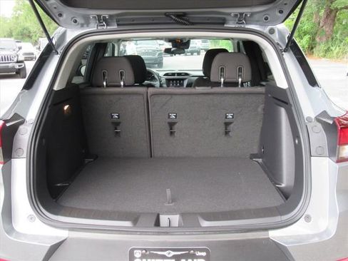 Used 2023 Chevrolet TrailBlazer LT FWD image 30