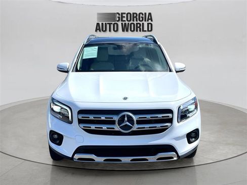 Used 2021 Mercedes-Benz GLB 250 4MATIC image 8