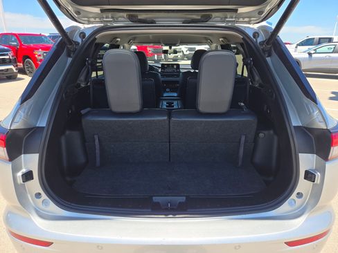 Used 2024 Mitsubishi Outlander AWD image 22