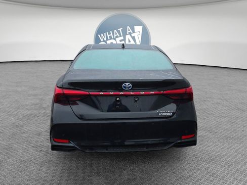 Used 2021 Toyota Avalon Limited w/ Advanced Safety Package image 5