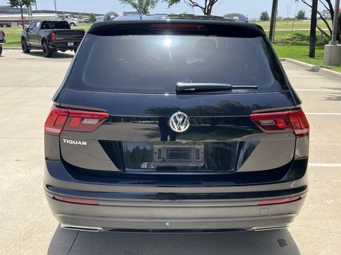 Used 2019 Volkswagen Tiguan S FWD image 9