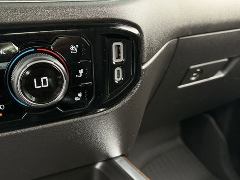 Used 2024 Chevrolet Silverado 2500 High Country w/ High Country Premium Package AWD/4WD image 23