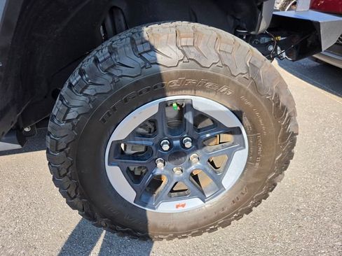 Used 2019 Jeep Wrangler Unlimited Rubicon AWD/4WD image 27
