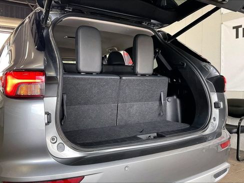 Used 2024 Mitsubishi Outlander SE FWD image 18
