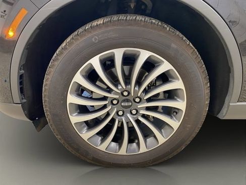 Certified 2024 Lincoln Aviator AWD w/ Premium Package image 25