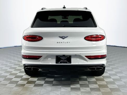 Certified 2022 Bentley Bentayga AWD/4WD image 10