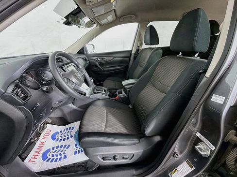 Used 2019 Nissan Rogue SV AWD/4WD image 19
