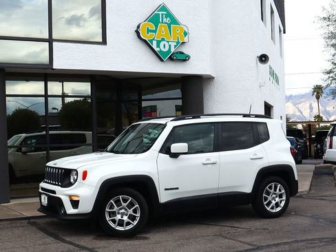 Used 2020 Jeep Renegade Latitude w/ Popular Equipment Group image 4