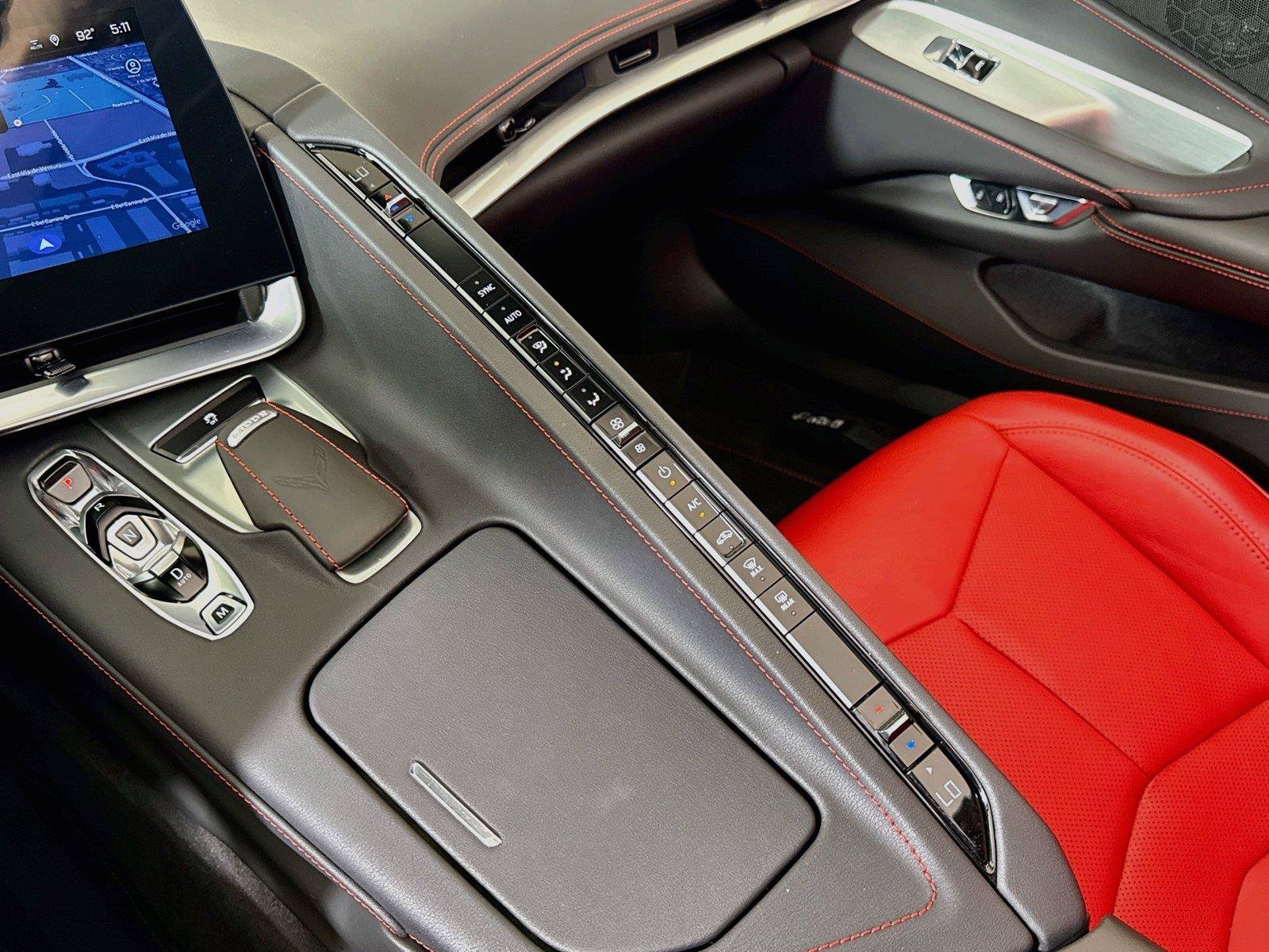 Used 2025 Chevrolet Corvette Stingray Coupe w/ 1LT RWD image 20