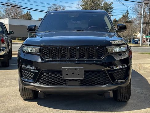 Used 2023 Jeep Grand Cherokee 4WD 4xe image 8